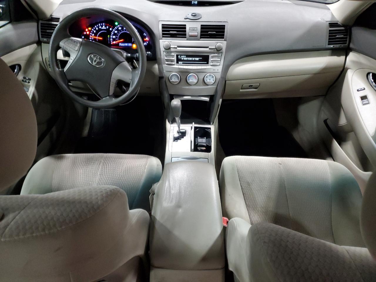 2010 Toyota Camry - Image 8