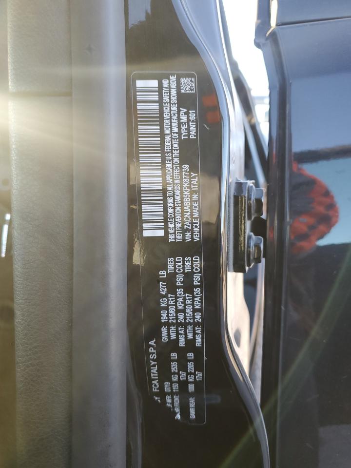 2019 Jeep Renegade - Image 13