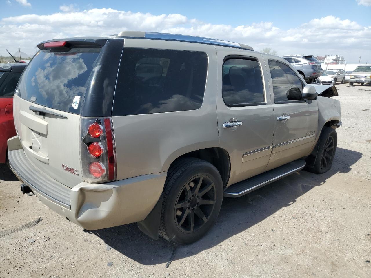 1GKUKEEF3AR103209 2010 GMC Yukon Denali