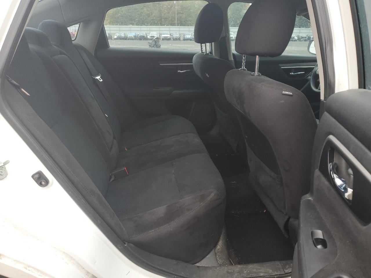 2014 Nissan Altima - Image 10