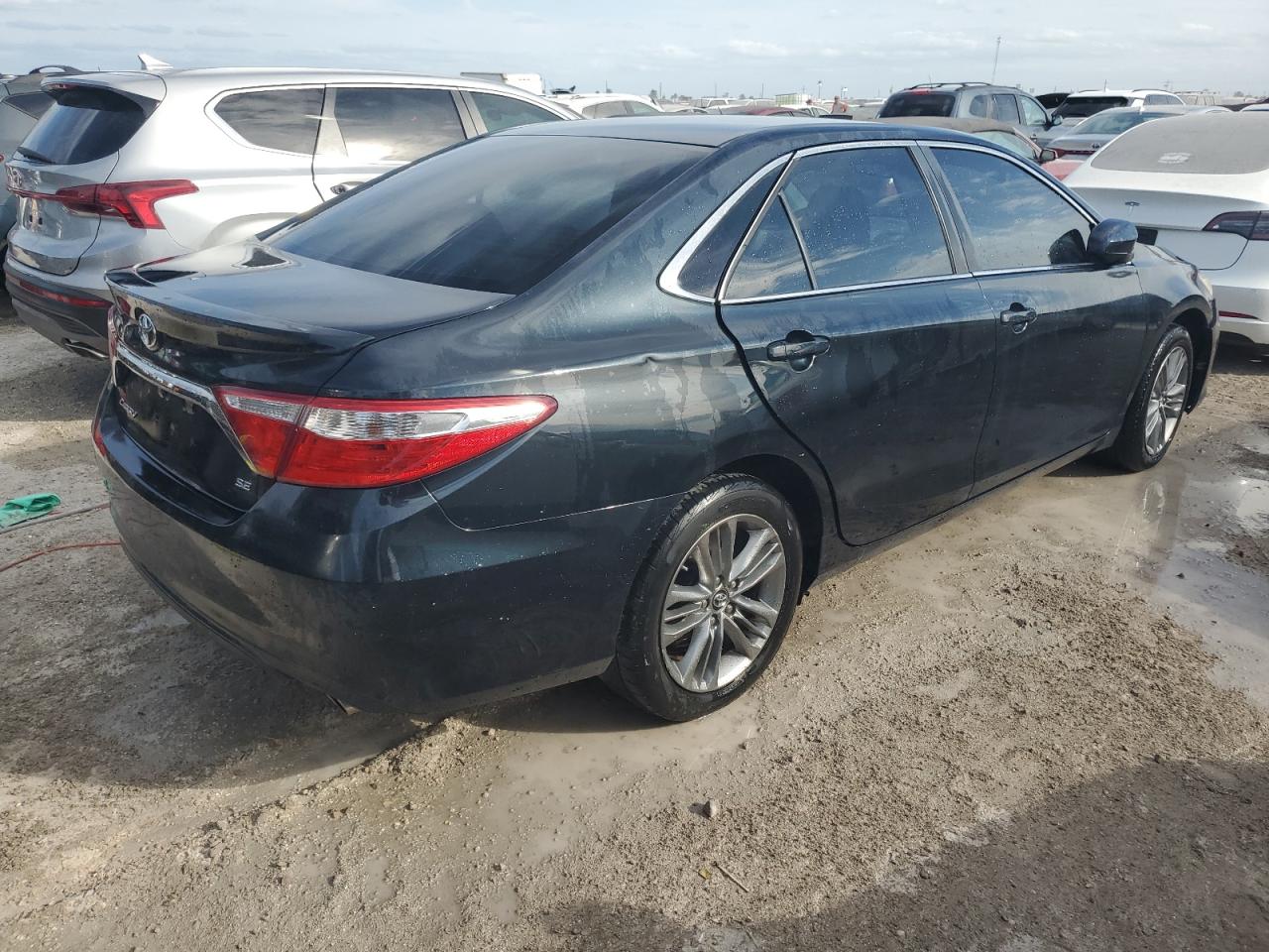 2017 Toyota Camry - Image 3