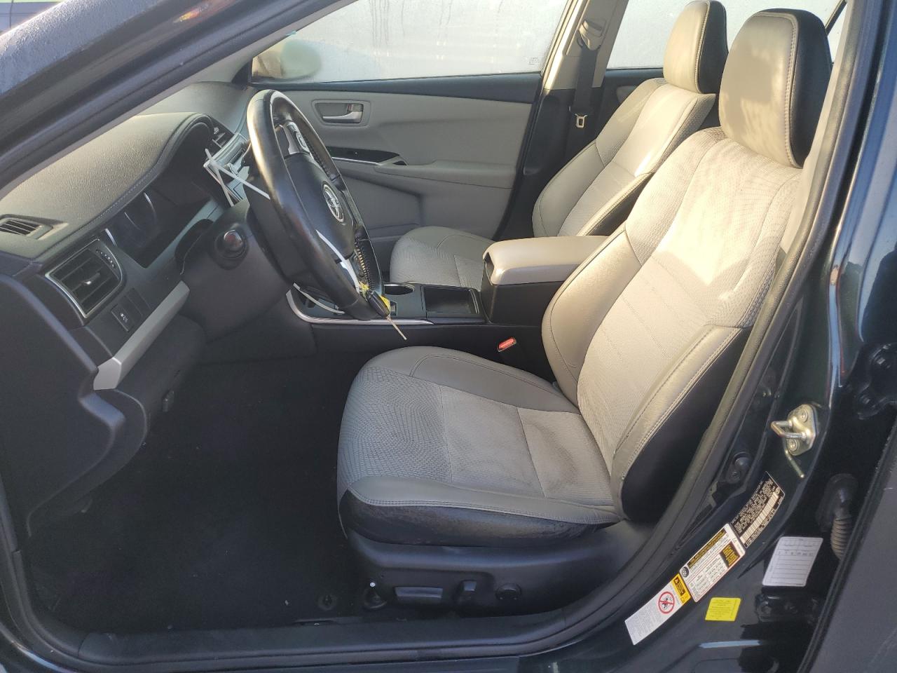 2016 Toyota Camry - Image 7