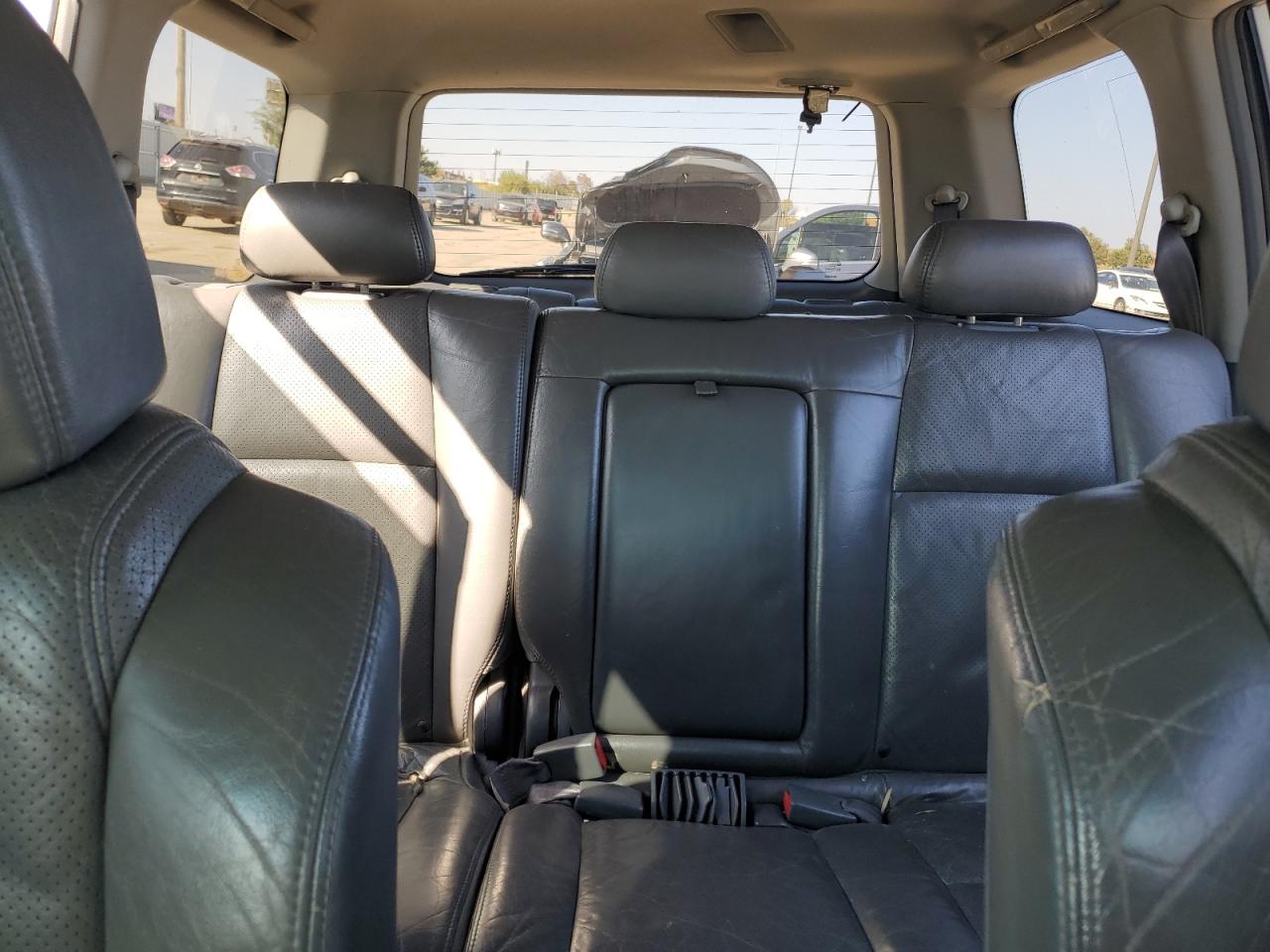 2004 Honda Pilot - Image 10