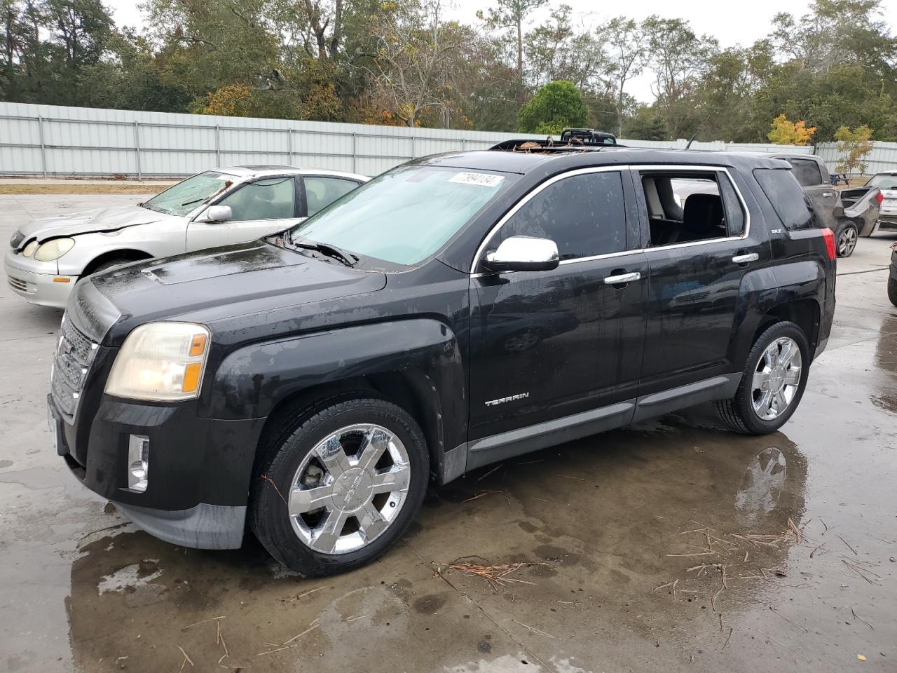 2010 GMC Terrain - Image 1