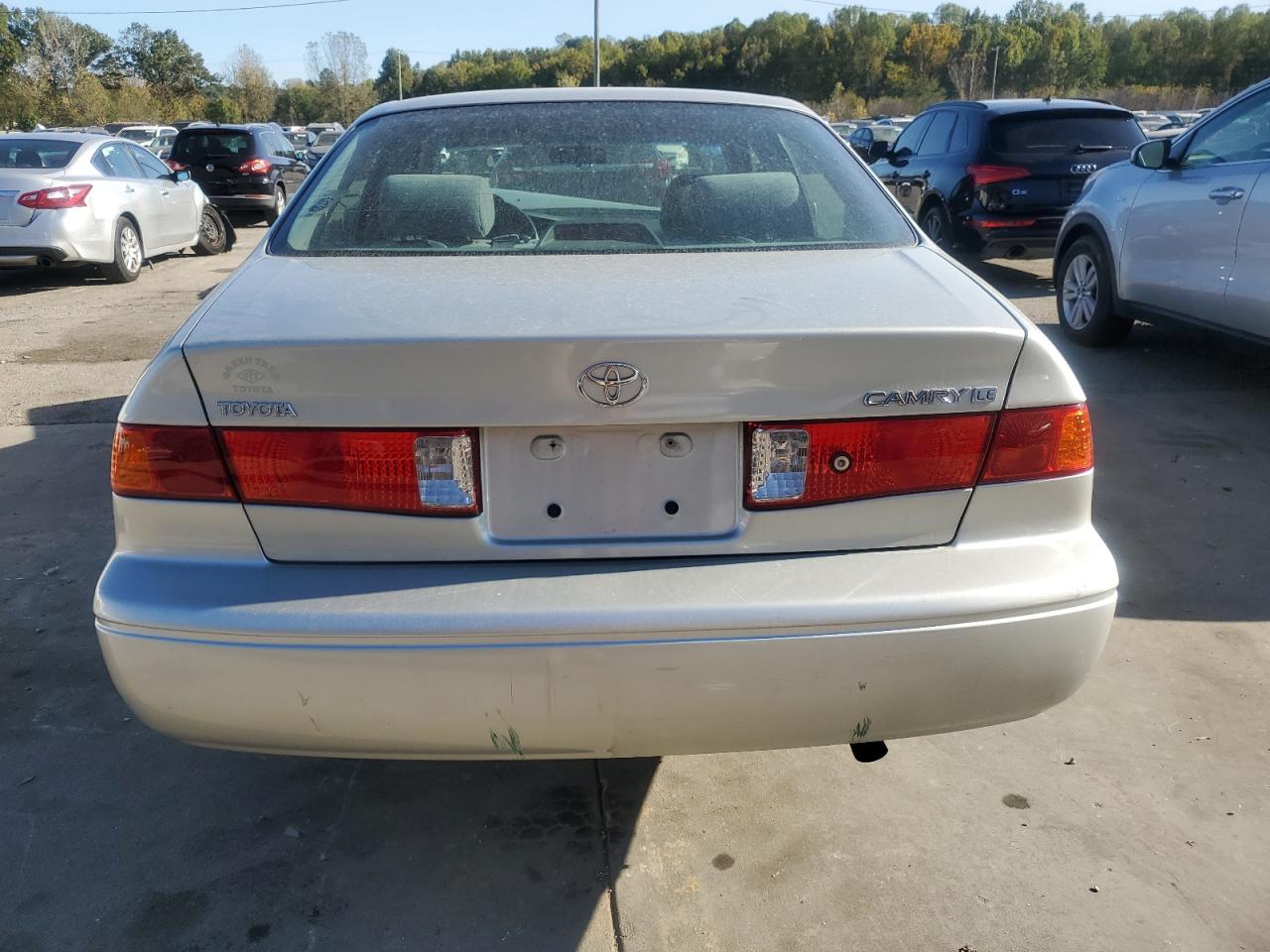 2000 Toyota Camry Ce VIN: 4T1BG22K0YU647545 Lot: 75815784