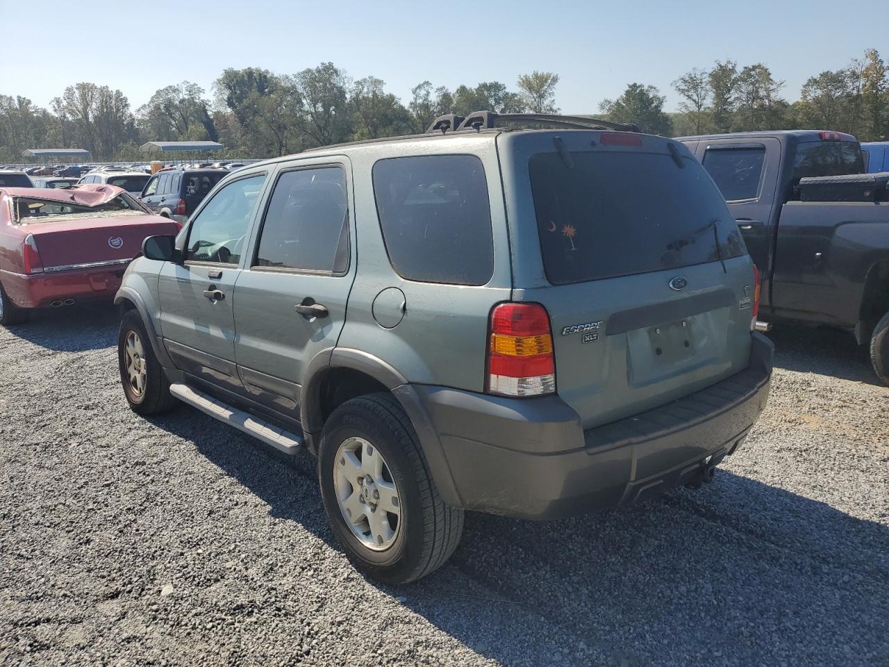 2006 Ford Escape - Image 2
