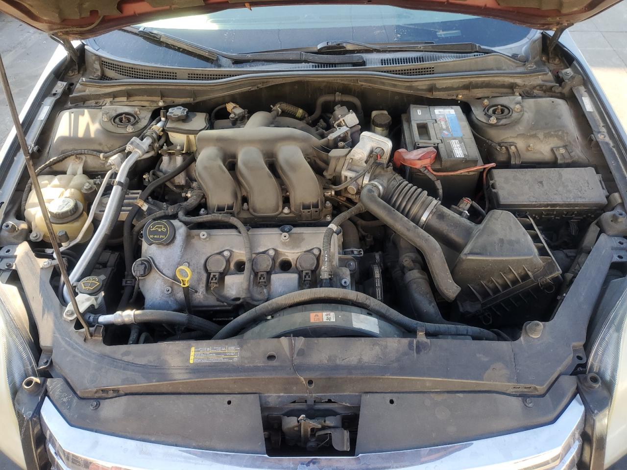 2009 Ford Fusion - Image 12