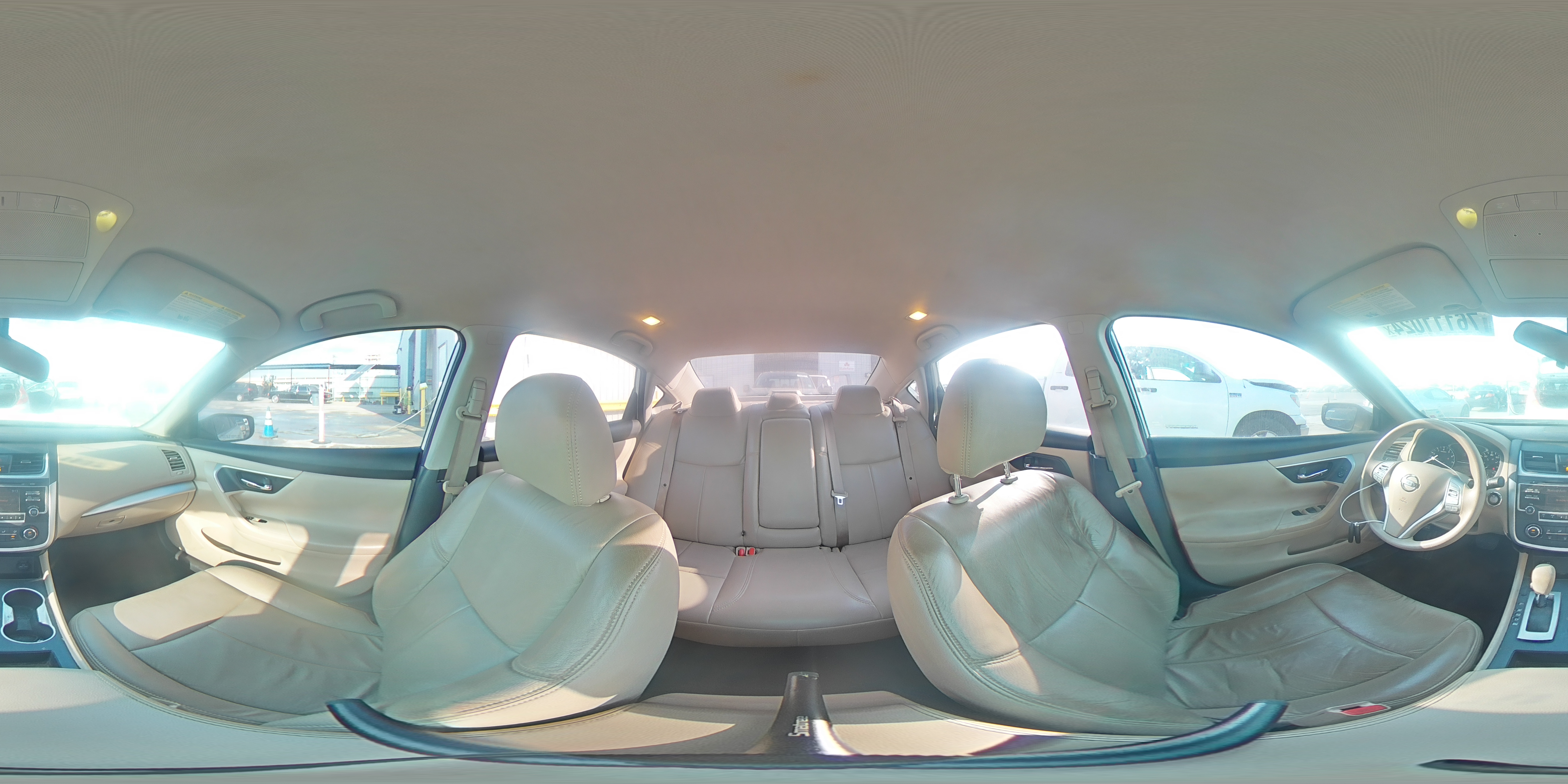2017 Nissan Altima - Image 14