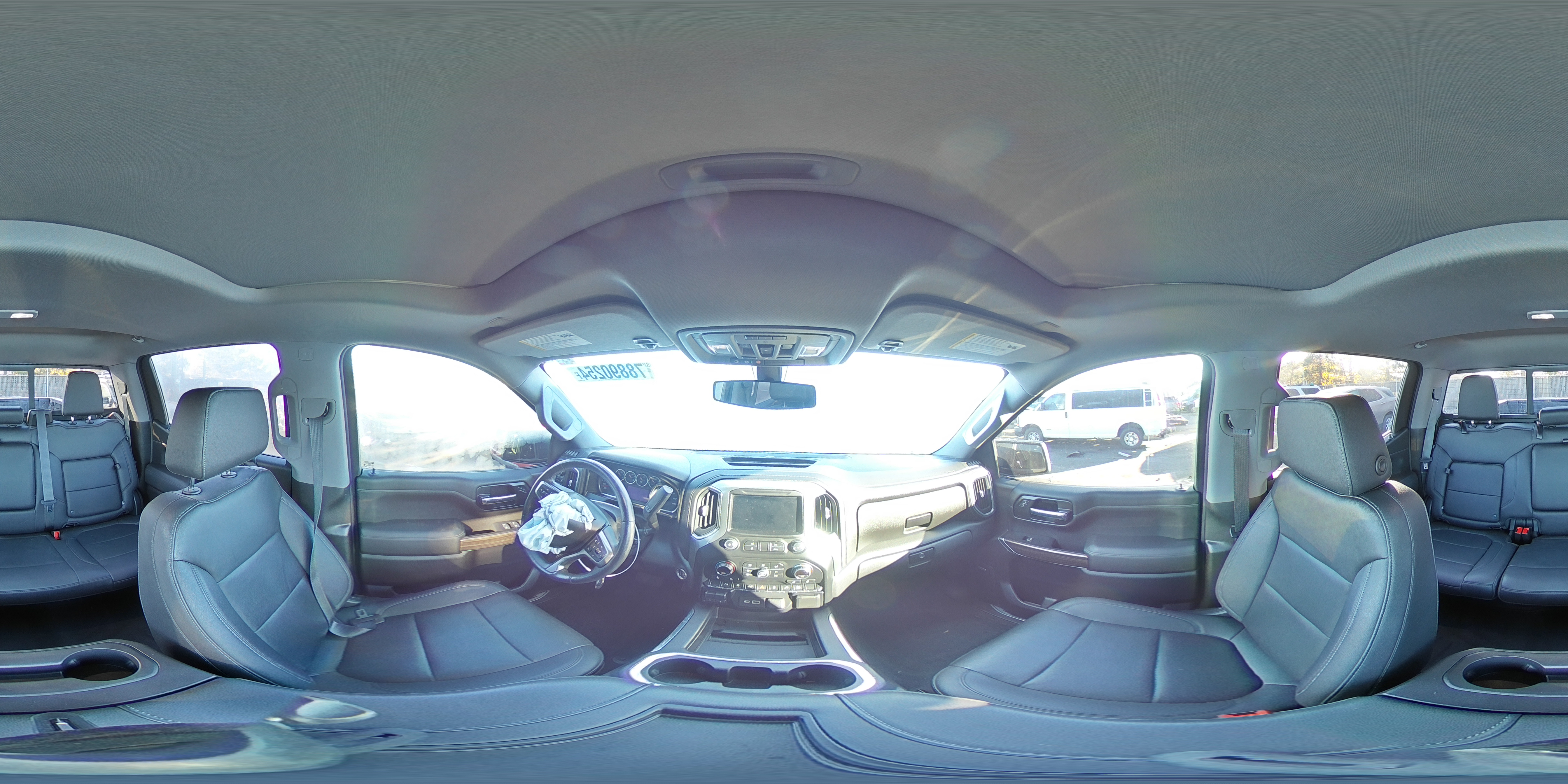 2021 Chevrolet Silverado - Image 13