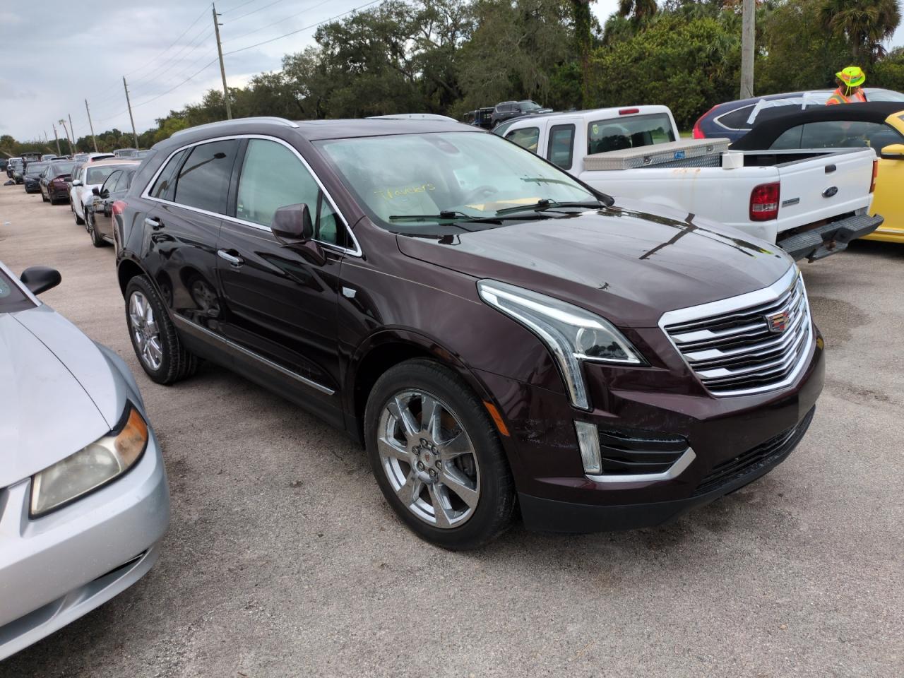 1GYKNCRS7JZ157449 2018 Cadillac Xt5 Luxury