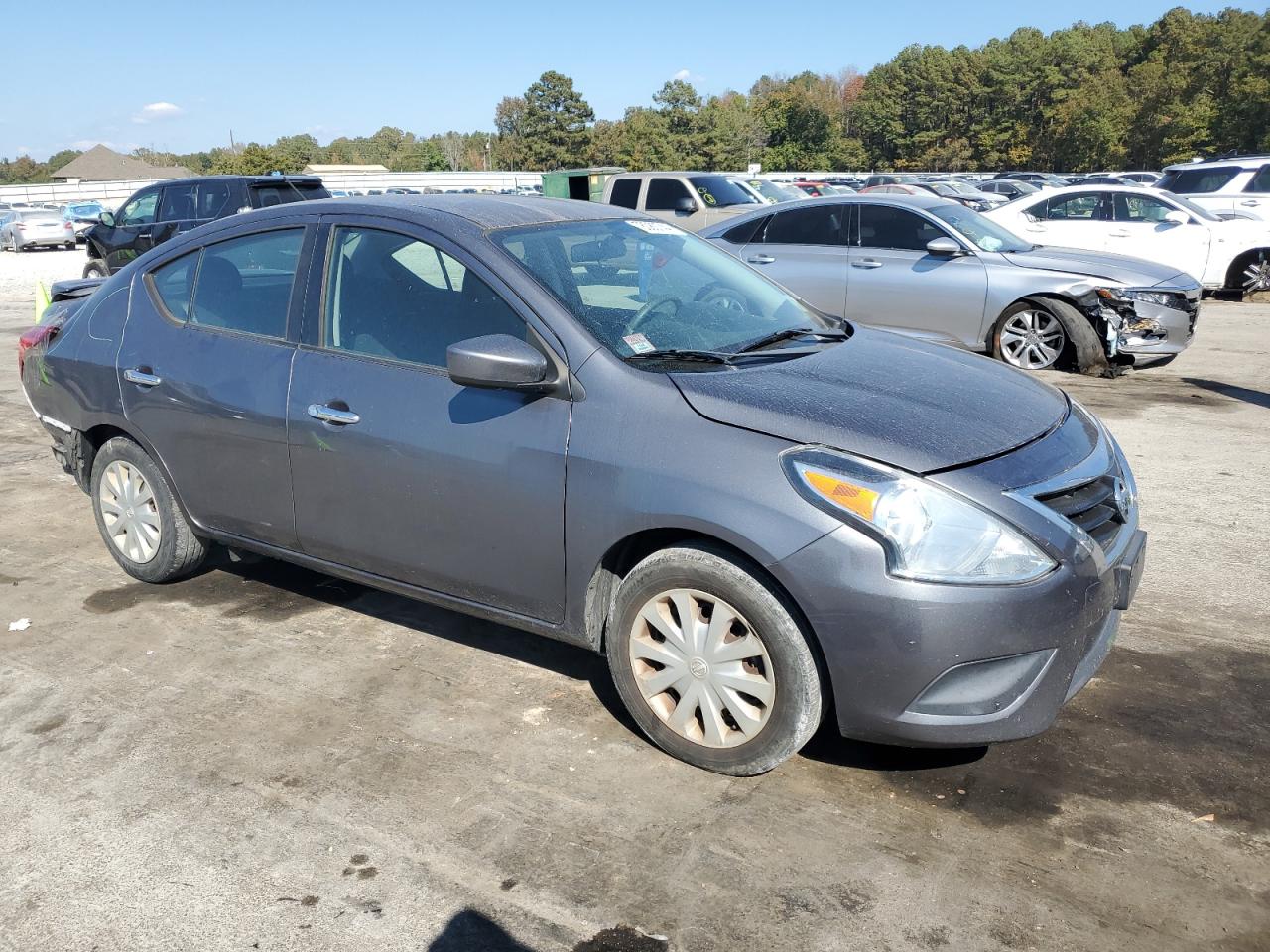 2018 Nissan Versa - Image 4