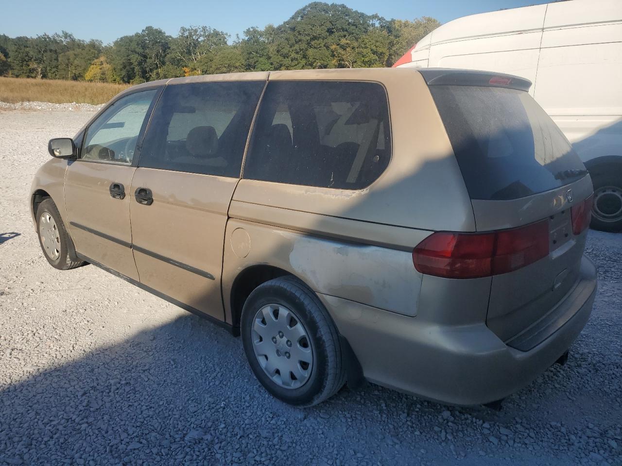 2001 Honda Odyssey - Image 2