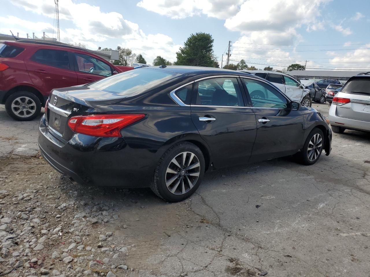 2017 Nissan Altima - Image 3