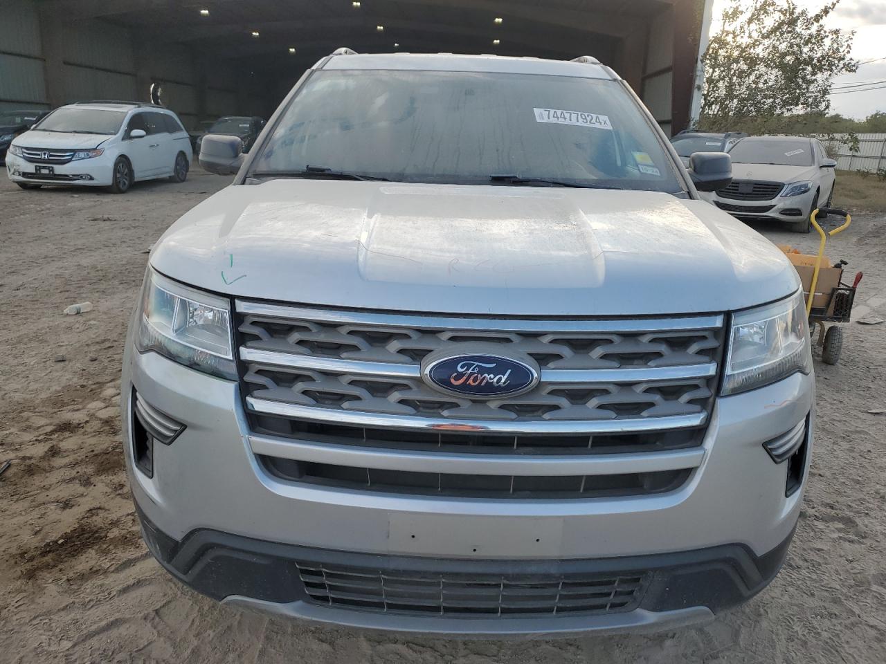 2018 Ford Explorer - Image 5