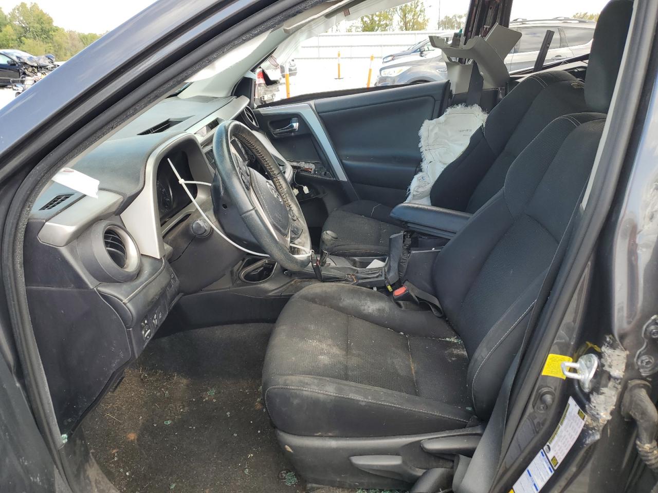 2017 Toyota Rav4 Xle VIN: 2T3RFREV1HW666287 Lot: 73652264