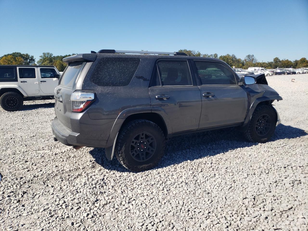 2018 Toyota 4Runner - Image 3