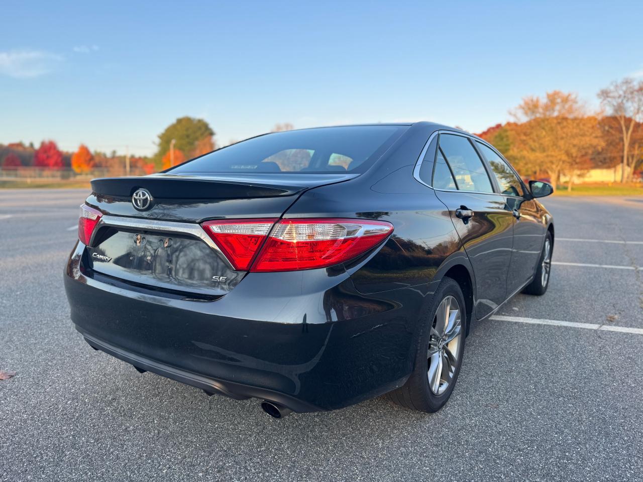 2015 Toyota Camry - Image 4