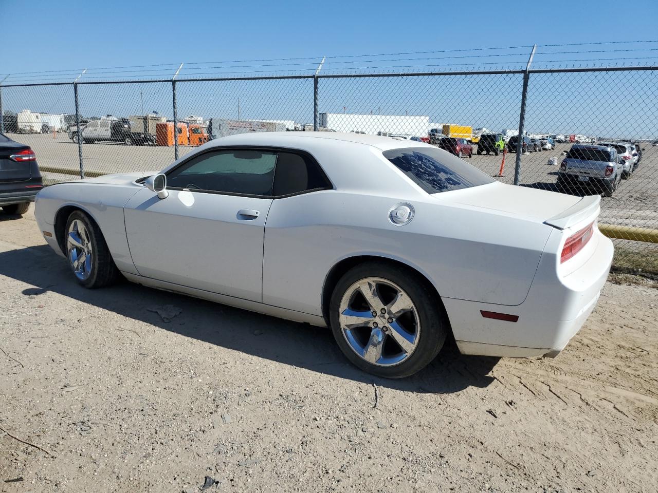 2C3CDYBT0EH304346 2014 Dodge Challenger R/T