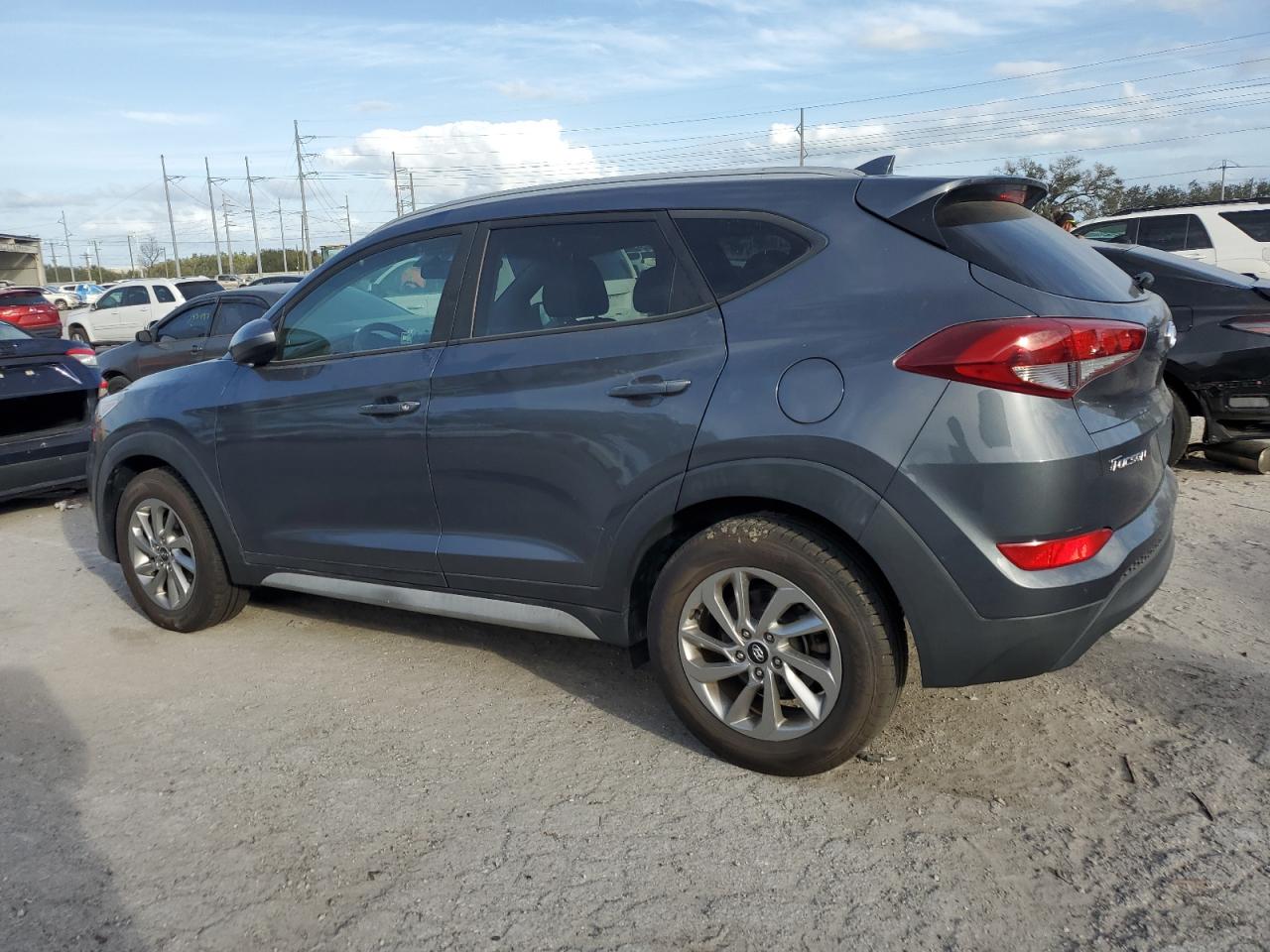 2018 Hyundai Tucson - Image 2