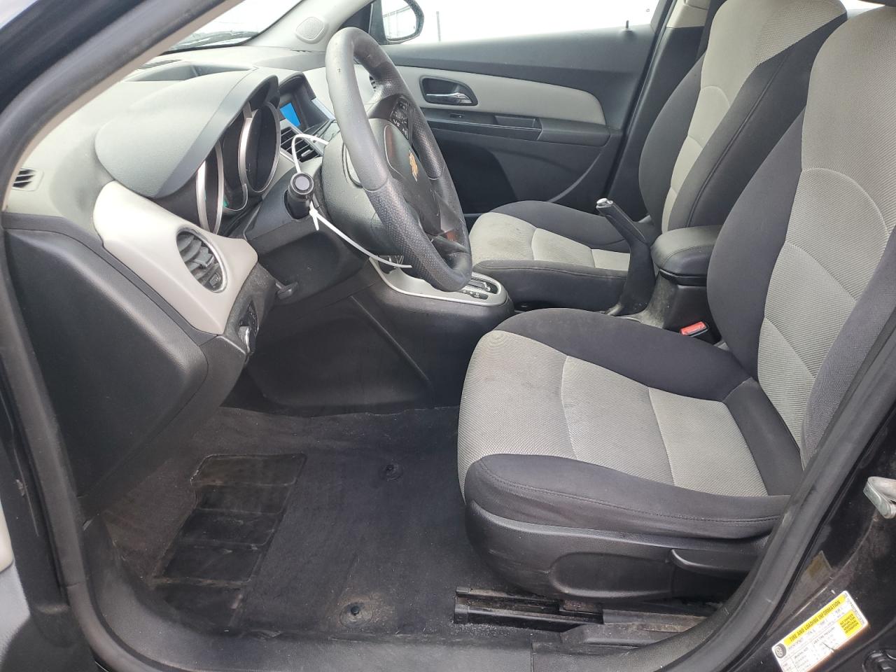 2013 Chevrolet Cruze - Image 7