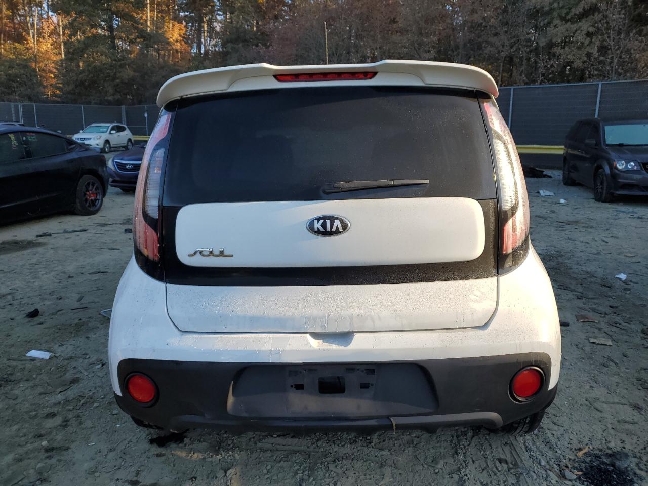 2018 Kia Soul VIN: KNDJN2A25J7551387 Lot: 78797664