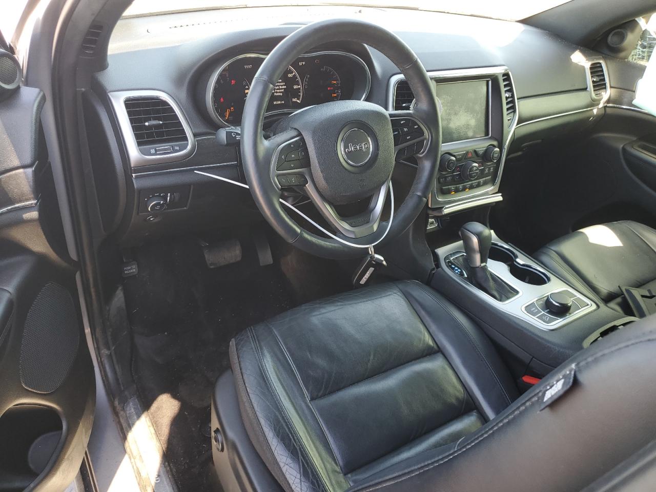 2018 Jeep Grand Cherokee - Image 8