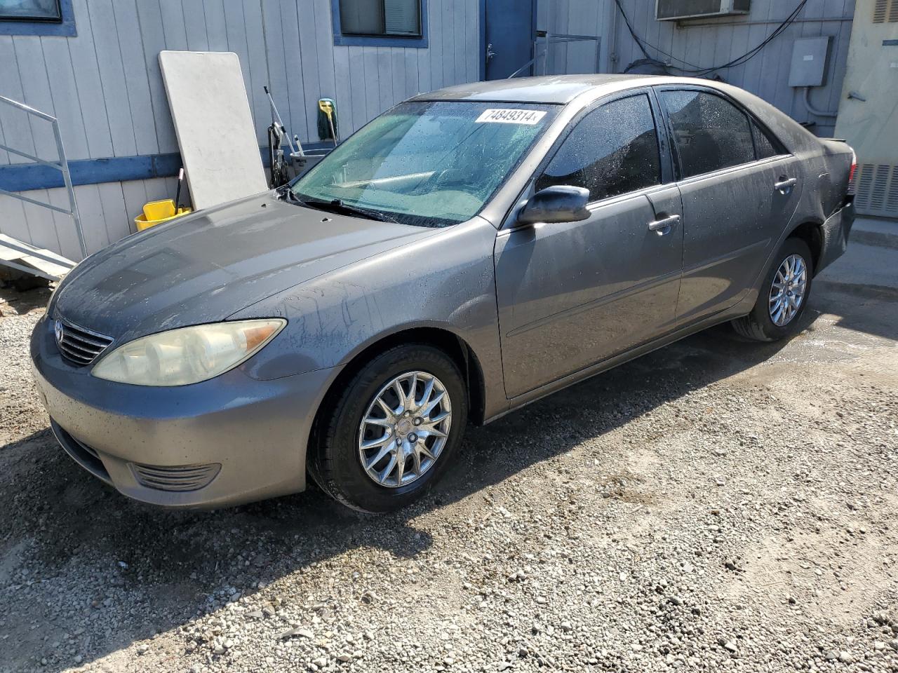 2005 Toyota Camry - Image 1