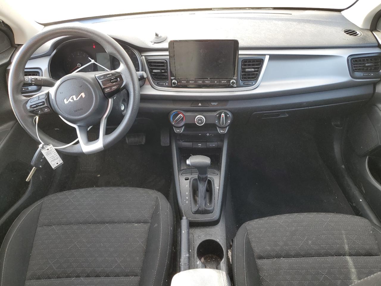 3KPA24AD5NE432301 2022 Kia Rio Lx