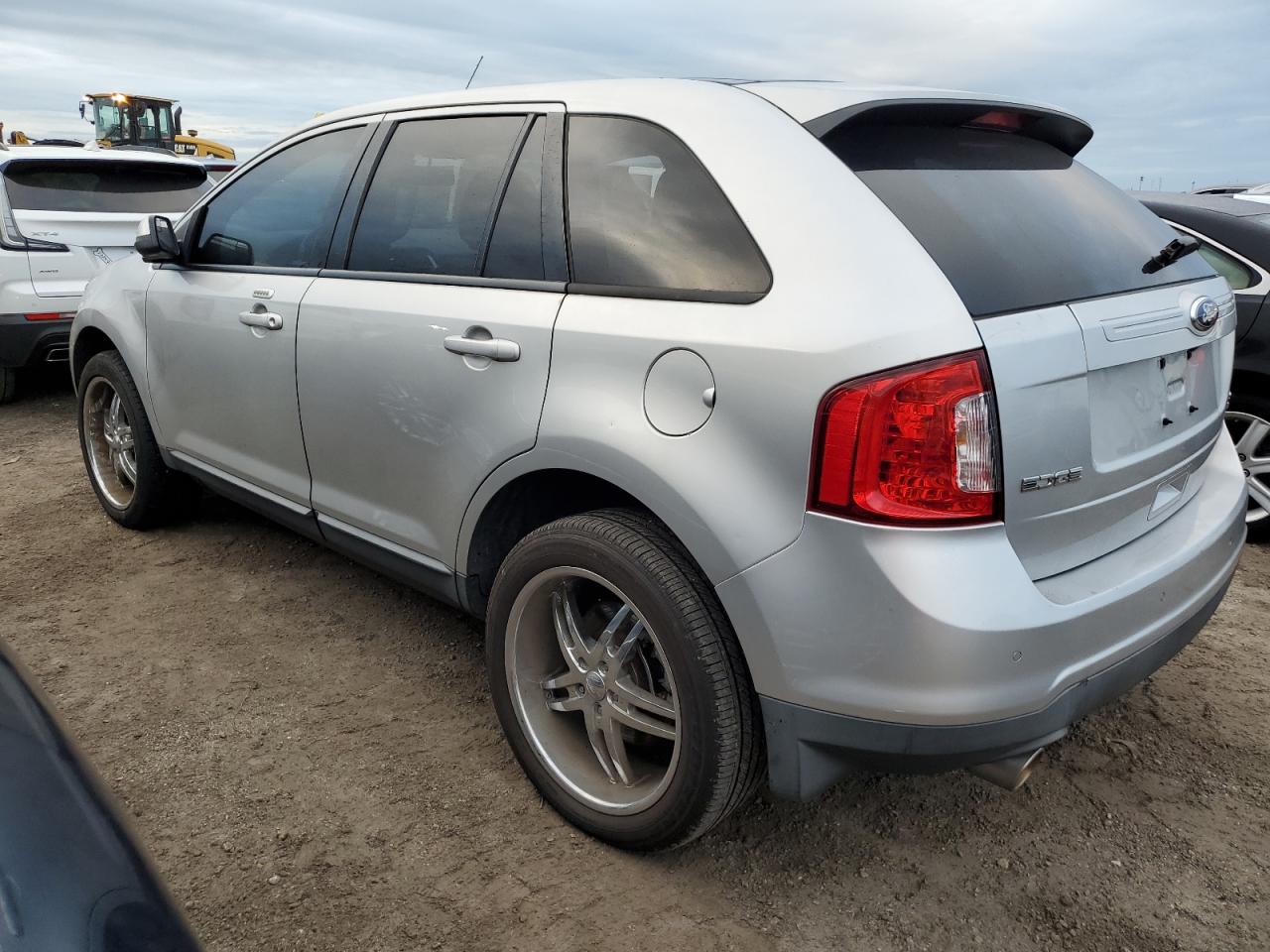 VIN 2FMDK4JC1DBC20324 2013 FORD EDGE no.2