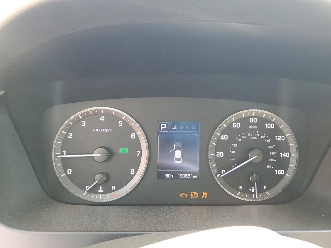 2016 Hyundai Sonata - Image 9