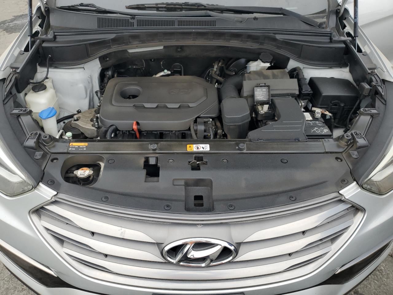 5XYZT3LB8HG458176 2017 Hyundai Santa Fe Sport