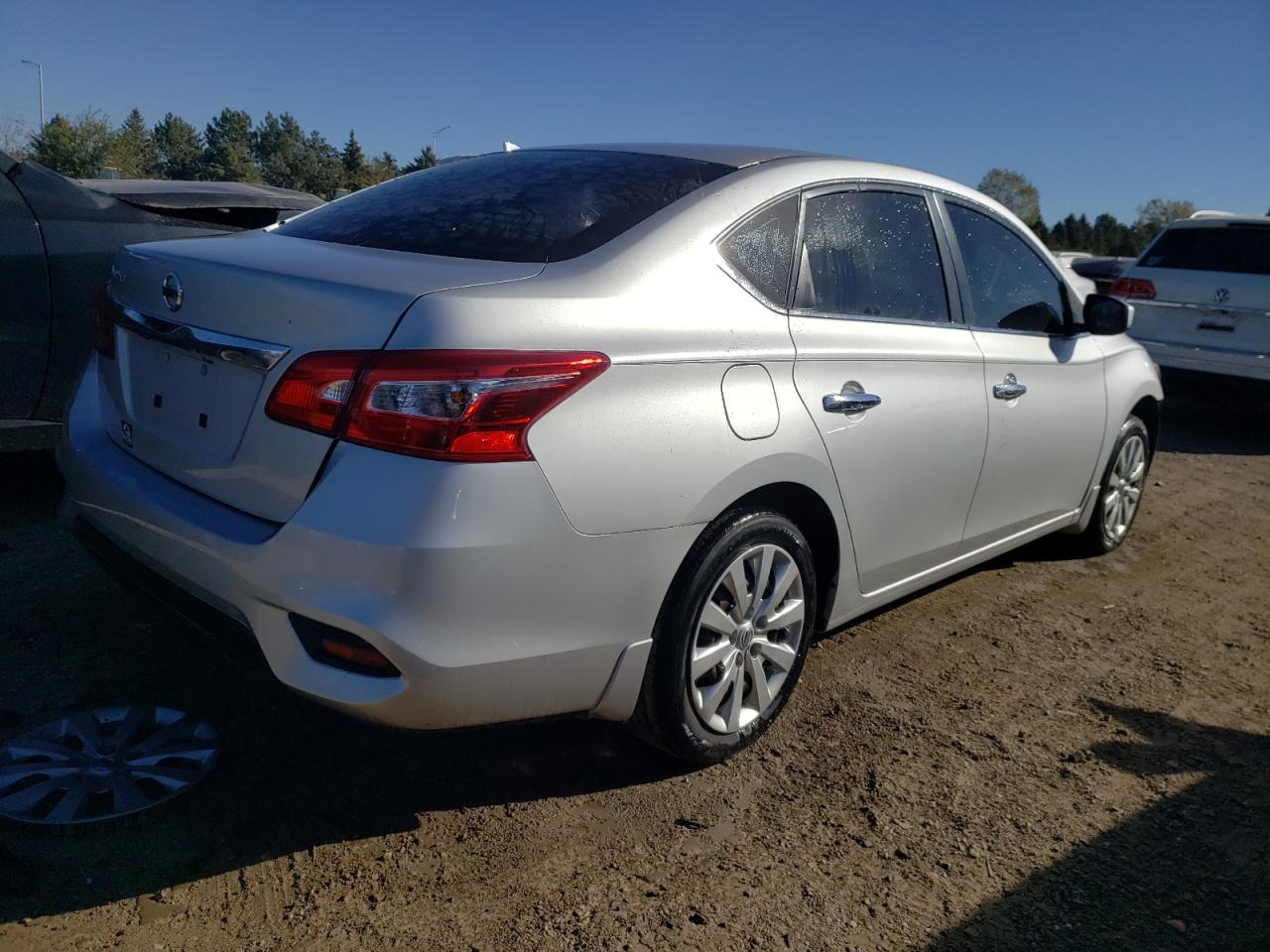 2019 Nissan Sentra - Image 3