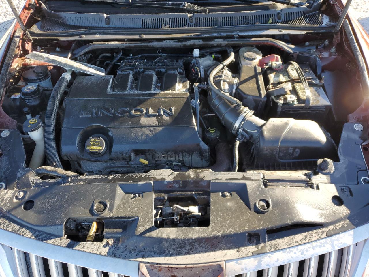 2010 Lincoln MKS - Image 11