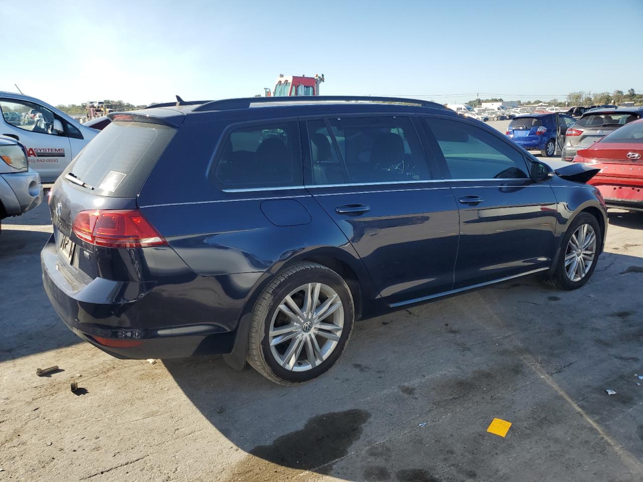 2015 Volkswagen Golf - Image 3