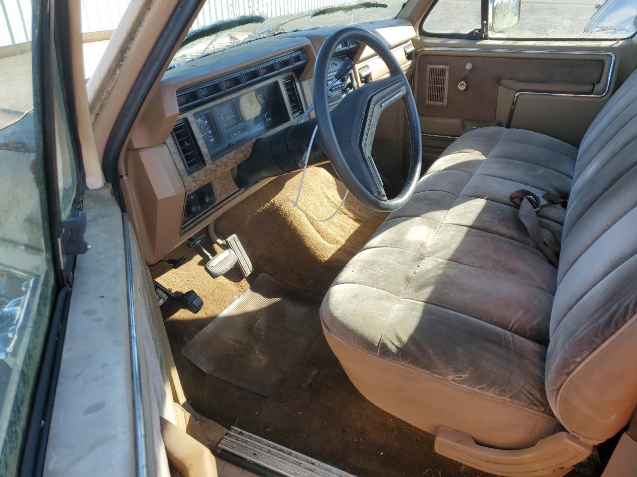 2FTHF25L4GCB49434 1986 Ford F250