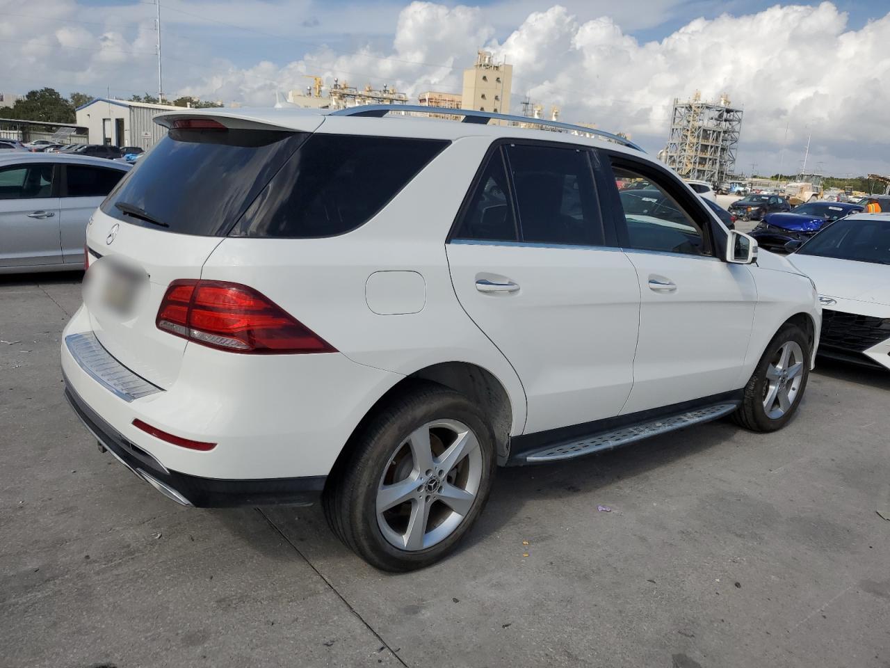 VIN 4JGDA5JB6JB115201 2018 MERCEDES-BENZ GLE-CLASS no.3