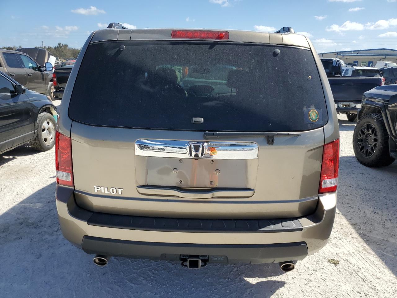 2011 Honda Pilot Exln VIN: 5FNYF3H7XBB012701 Lot: 76199344