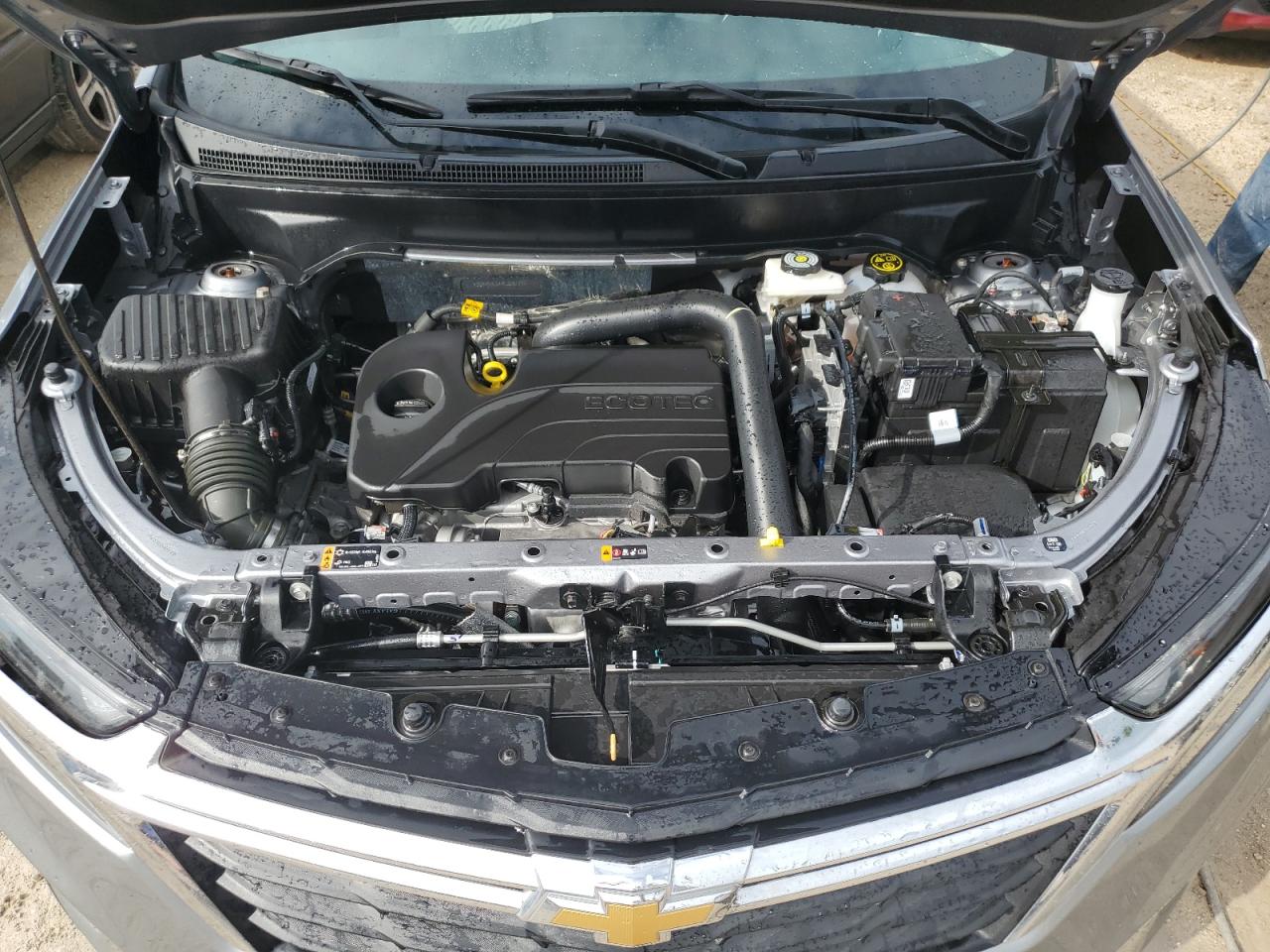 2023 Chevrolet Equinox - Image 12