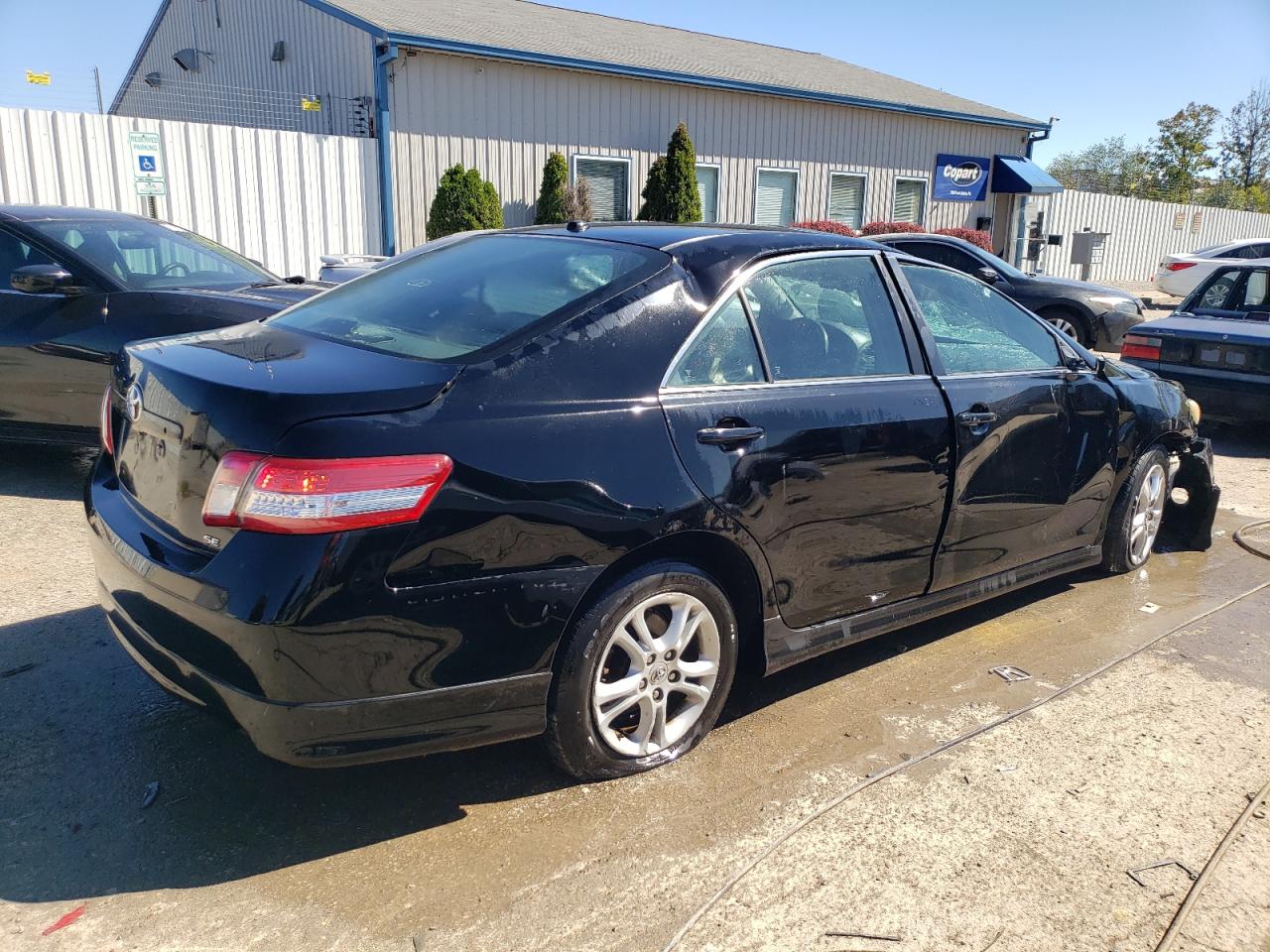 2010 Toyota Camry - Image 3