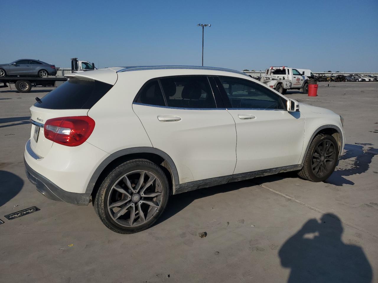 VIN WDCTG4GBXFJ108226 2015 MERCEDES-BENZ GLA-CLASS no.3