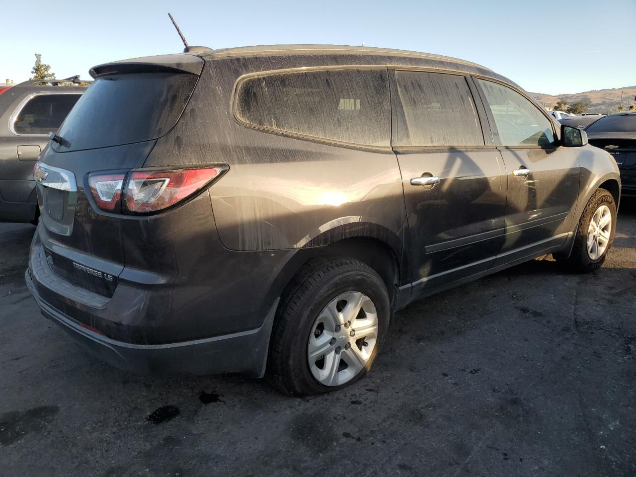 VIN 1GNKRFKDXGJ264081 2016 CHEVROLET TRAVERSE no.3