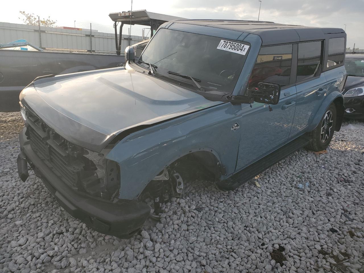 2023 Ford Bronco - Image 1