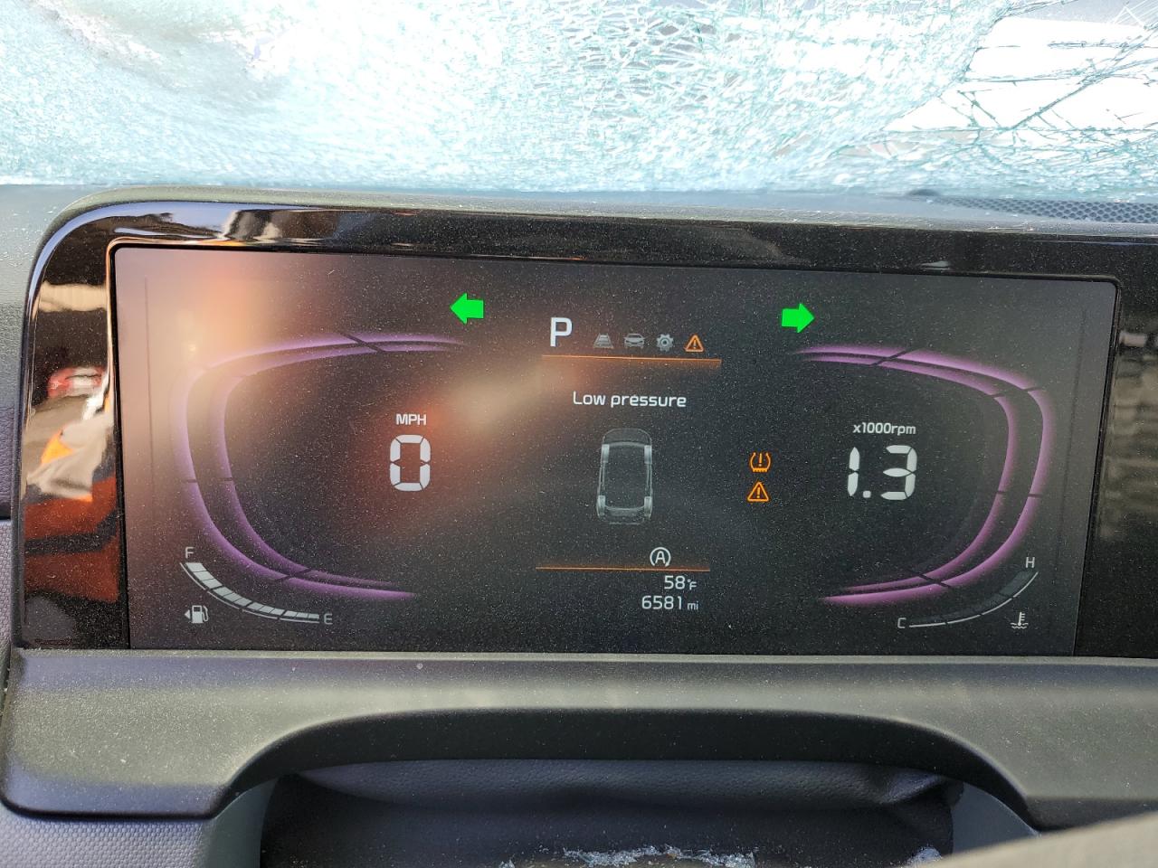 2024 Kia Seltos - Image 9