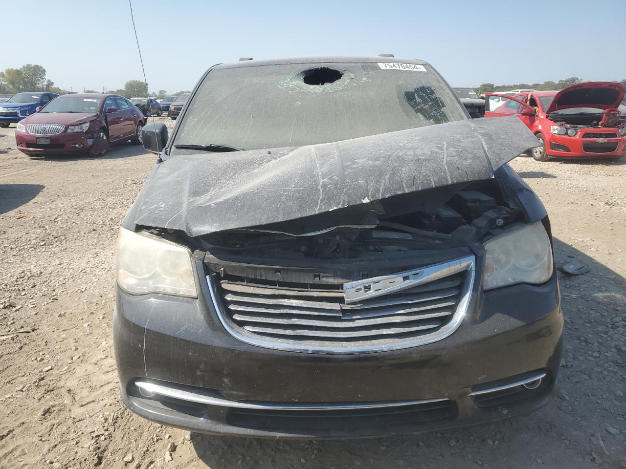 2013 Chrysler Town & Country - Image 5