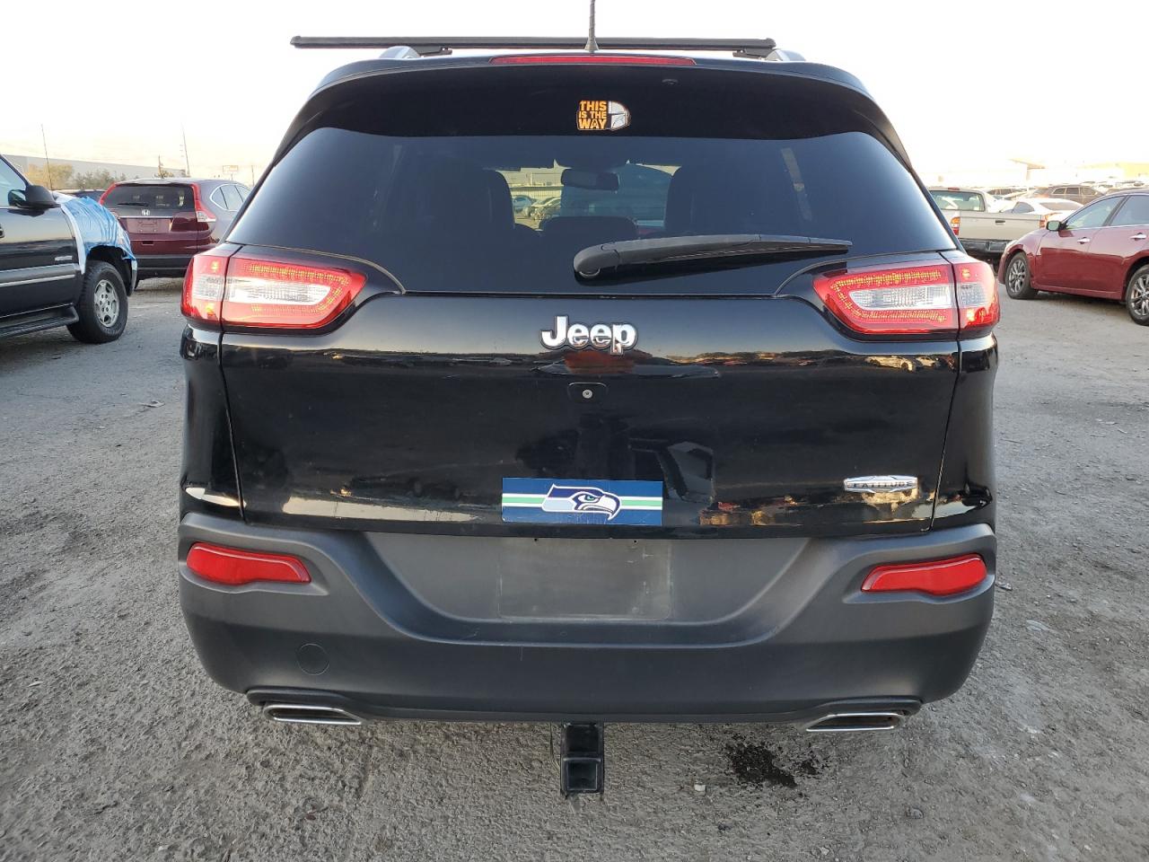 2018 Jeep Cherokee Latitude Plus VIN: 1C4PJLLX3JD580442 Lot: 77999834