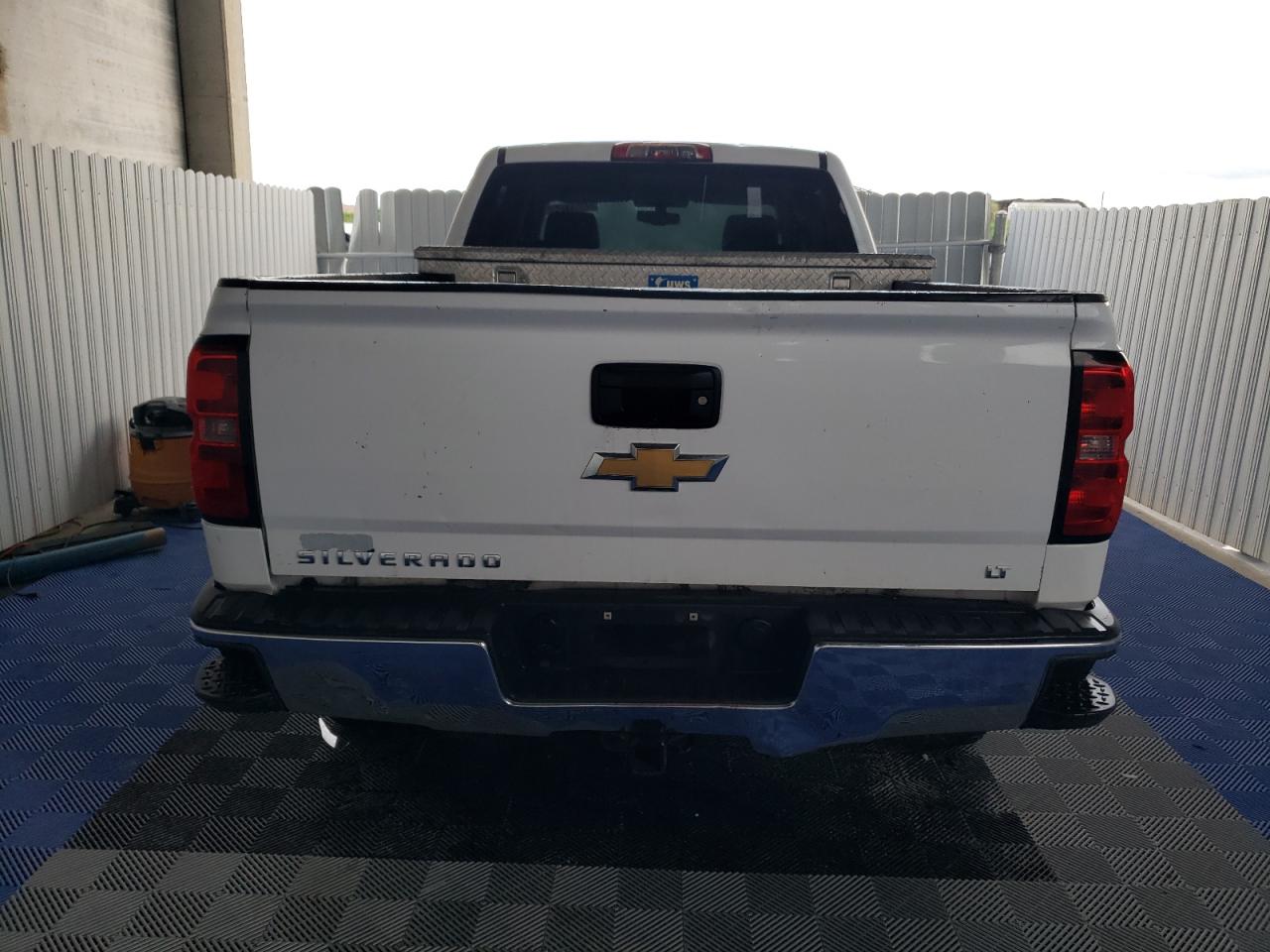 1GCUKREC3JF228169 2018 Chevrolet Silverado K1500 Lt