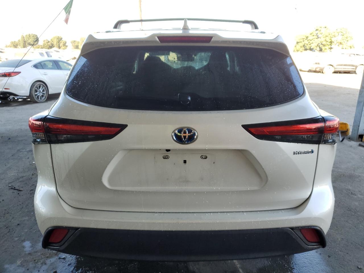 2020 Toyota Highlander Hybrid Xle VIN: 5TDHBRCH3LS502568 Lot: 76828224