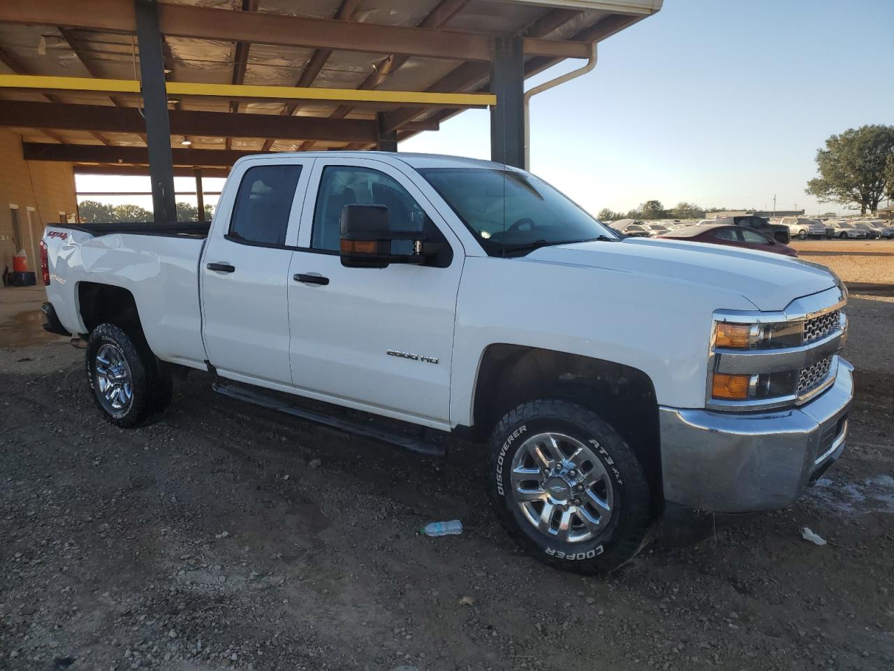 2019 Chevrolet Silverado - Image 4