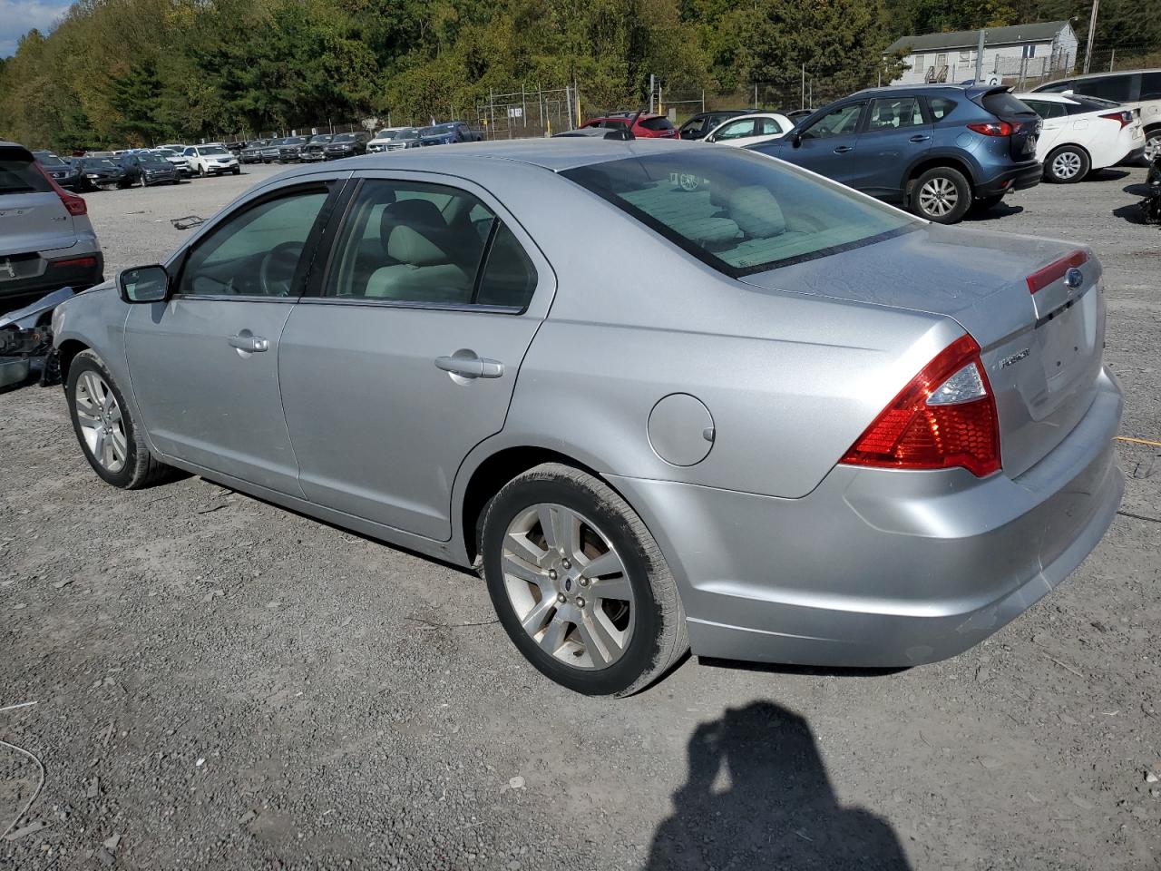 2011 Ford Fusion - Image 2