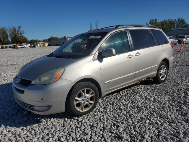 2005 Toyota Sienna Xle